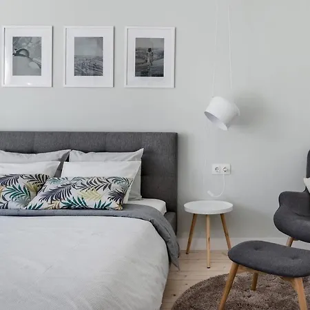 Sophisticated Gem In The Heart Of Apartment *